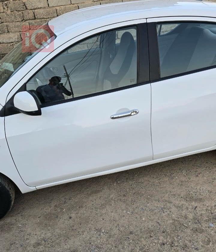 نيسان صني